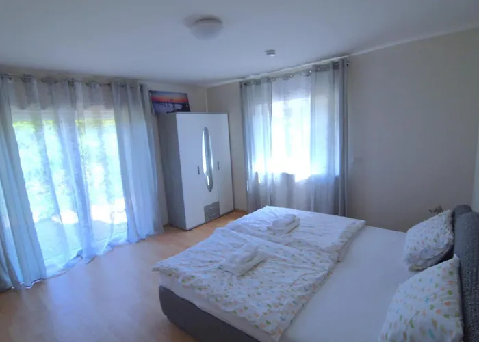 The Gold House 80Qm Gemuetlich Und Erholsam!